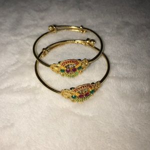 ⭐️3/$30 Cute Gold Adjustable Bangles!